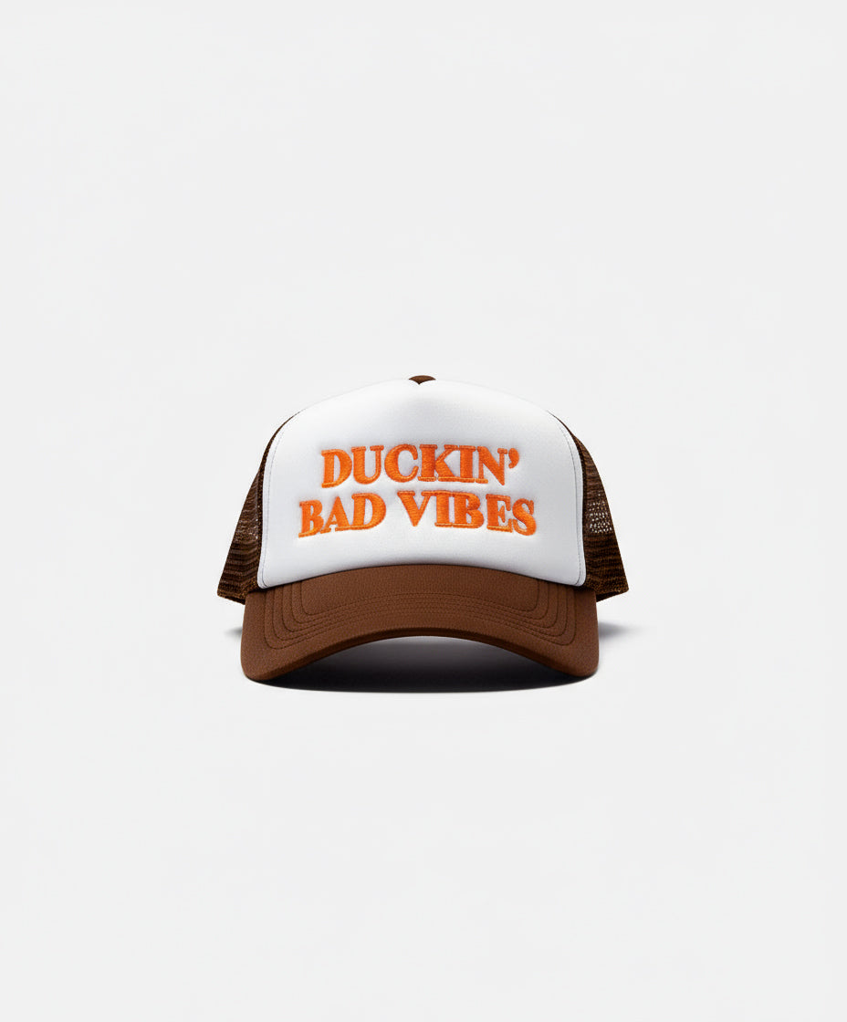 DUCKIN’ BAD VIBES EMBROIDERY TRUCKER (brown)
